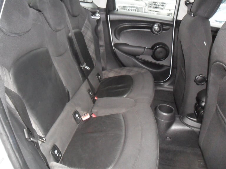 2015 MINI Hatch 1.5 Cooper D 5dr HATCHBACK Petrol Manual