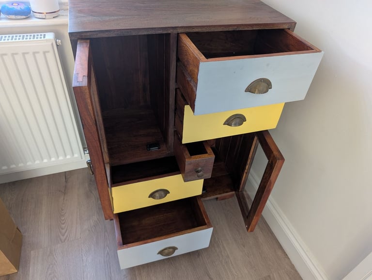 Solid wood sideboard cabinet 