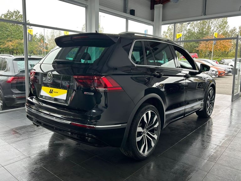 2018 Volkswagen Tiguan 2.0 TDI R-Line SUV 5dr Diesel DSG 4Motion Euro 6 (s/s) (150 ps) FULL VW S/...