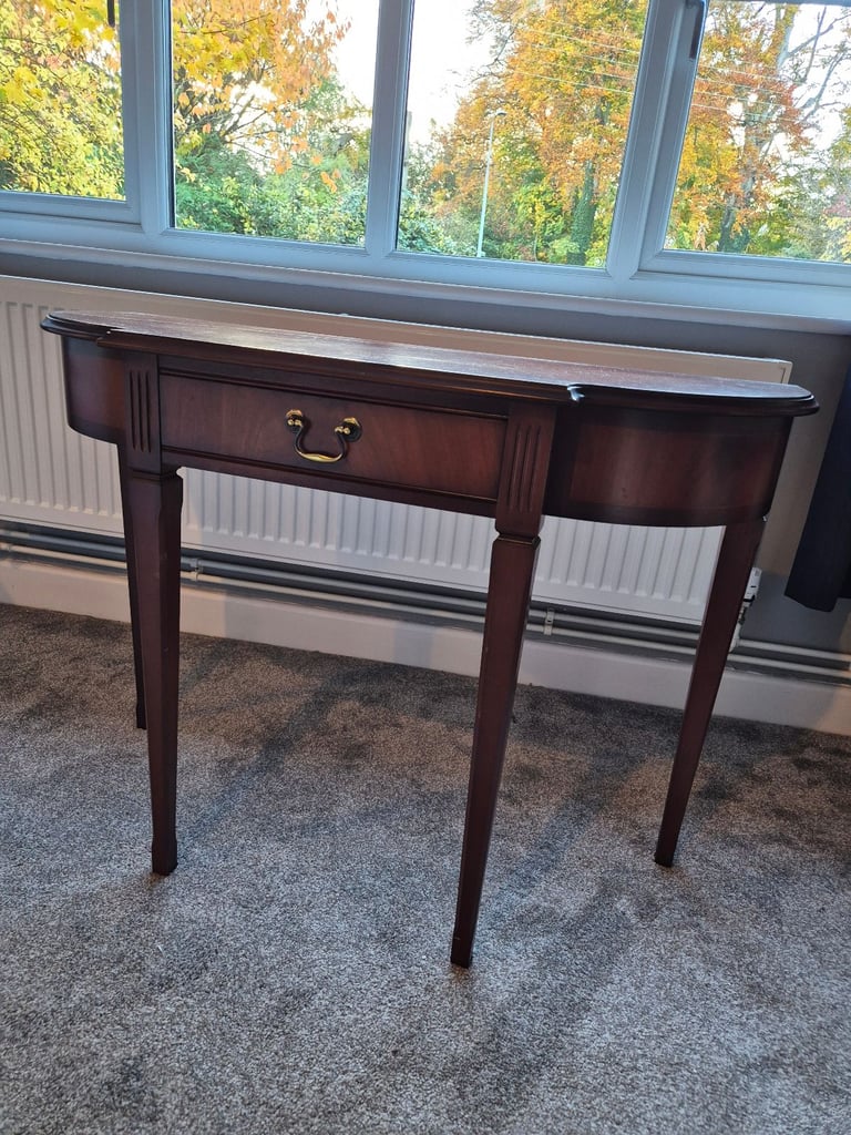 Solid wood sideboard