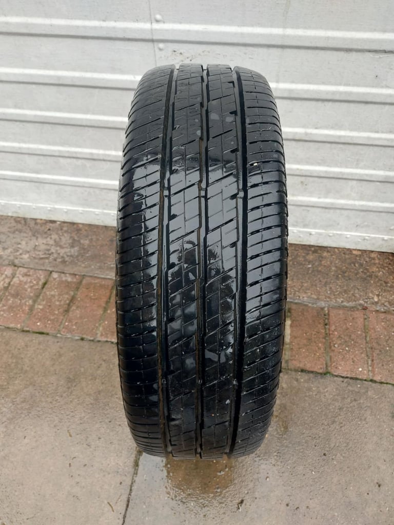 X5 tyres - Continental Vanco 2   215/70R 15C 109/107S