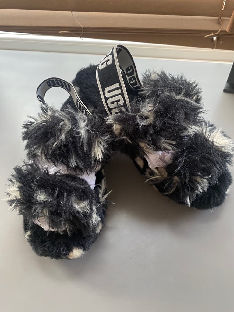 image for UGG fluffy platform slippers in size UK5 VGC