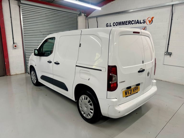 2021 21 VAUXHALL COMBO 1.5 TURBO D 2000 SPORTIVE L1 H1 * 44,467 3 SEATER * DIESE