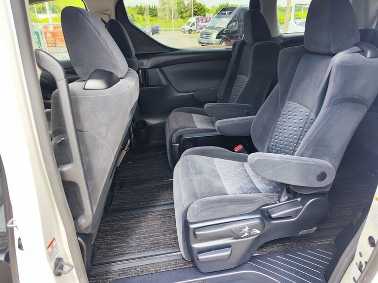 2023 Toyota Vellfire 3.5 V6 ENGINE PETROL Automatic