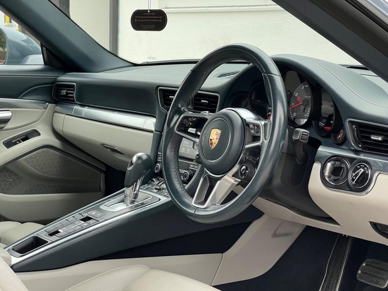 2016 Porsche 911 3.0T 991 4S Targa PDK 4WD Euro 6 (s/s) 2dr CONVERTIBLE Petrol Automatic