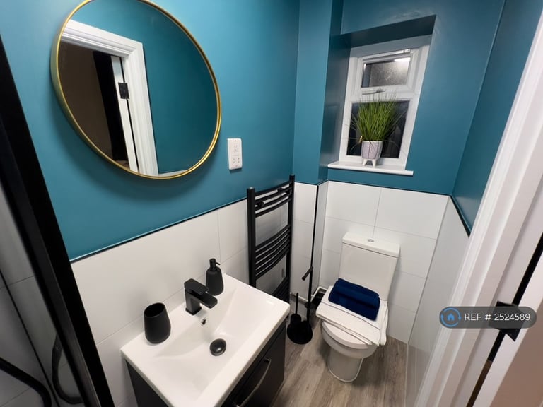 1 bedroom in Long Lane, Beeston, Nottingham, NG9 (#2524589)
