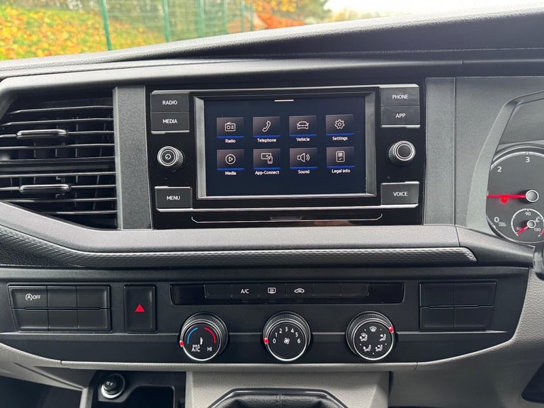 2022 Volkswagen Transporter 2.0 TDI 90 Startline Van PANEL VAN DIESEL Manual