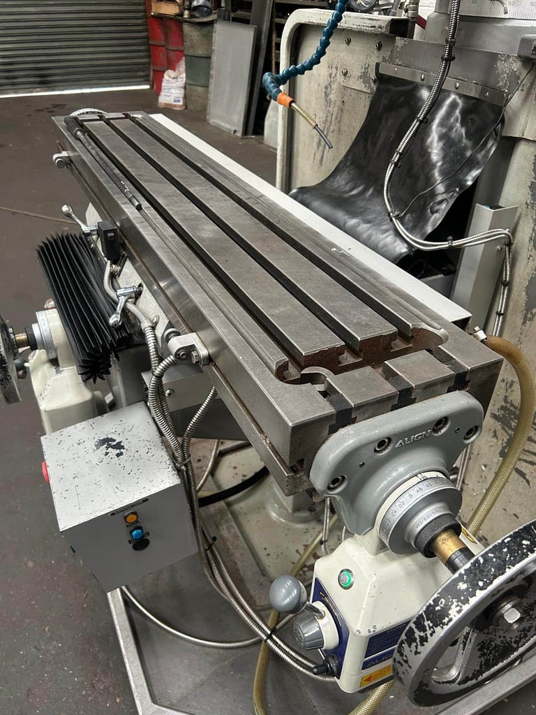 EUROPA VS2000 TURRET MILLING MACHINE YEAR 2018