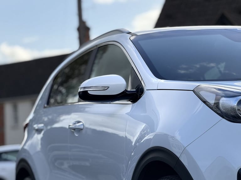 2017 Kia Sportage 1.7 CRDi ISG 2 5dr DCT Auto ESTATE DIESEL Automatic