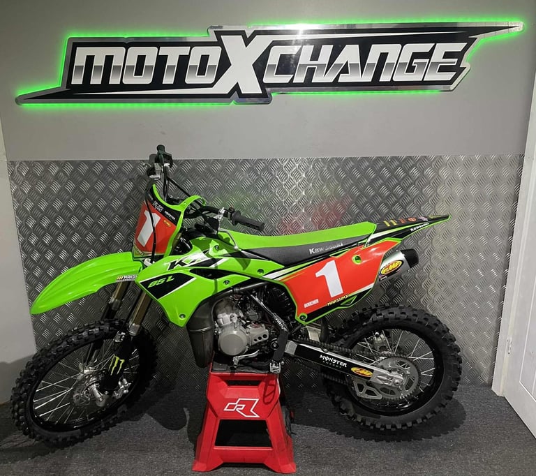 2023 KAWASAKI KX 85.....1 OWNER FRON NEW.....LOW USE....£3395....MOTO X CHANGE 