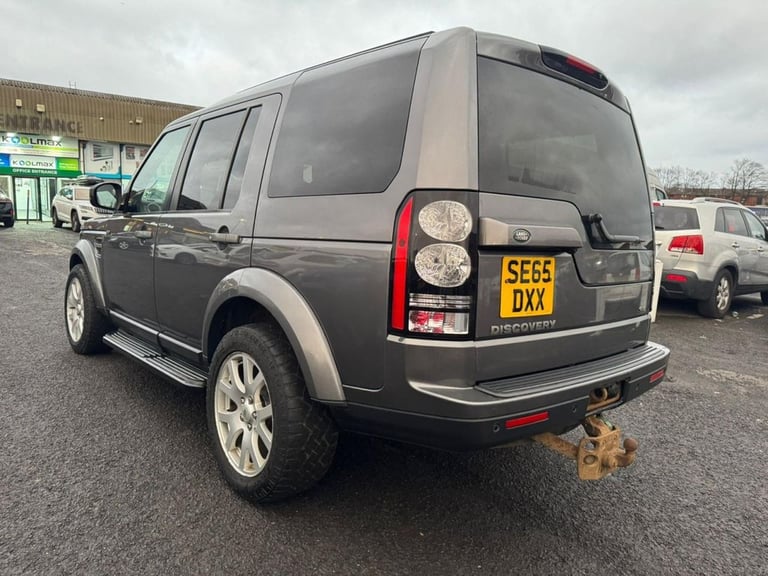 2015 Land Rover Discovery 3.0 SDV6 SE Tech 5dr Auto ESTATE DIESEL Automatic