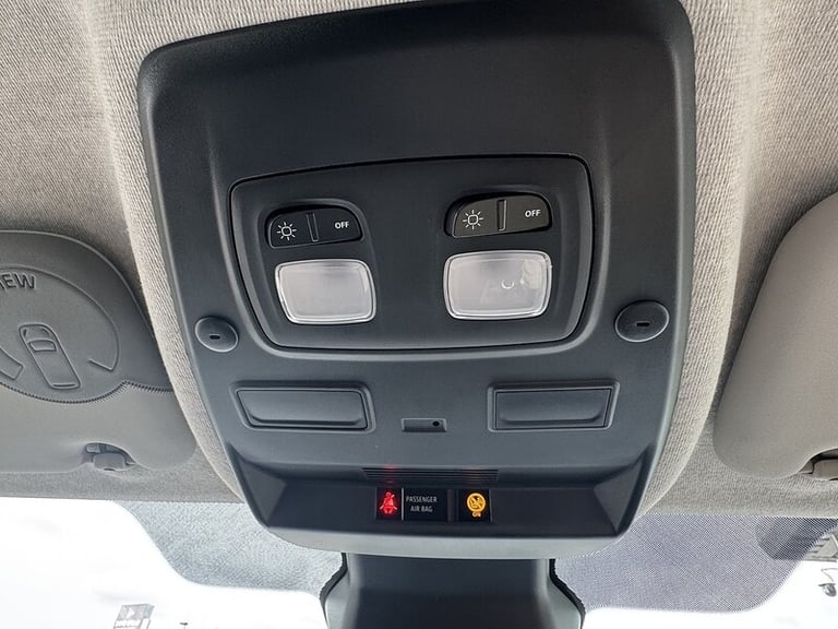 2025 Renault Trafic 130ps LL30 130 Advance 6 Seat with Air Con, Cruise, Rear Sensors &amp; Delive...