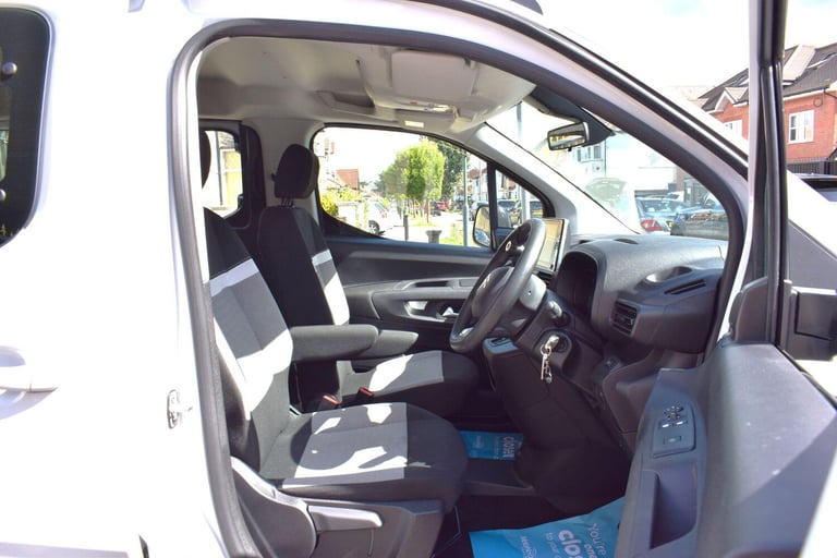 2023 Citroen Berlingo 50kWh Feel XL Auto 5dr (7.4kW Charger) MPV Electric Automatic