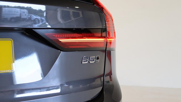 2021 Volvo V90 Cross Country B5 (P) AWD (Lounge &amp; Climate Pack, Sunroof, 360 Camera, Pilot As...