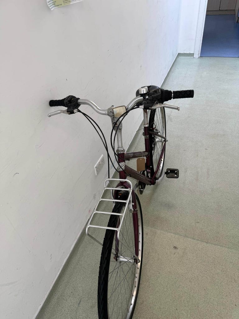 ProBike - HOR17 Ladies Hybrid Bicycle - 17 Inch / 28 Inch Wheels  - FULLY SERVICED