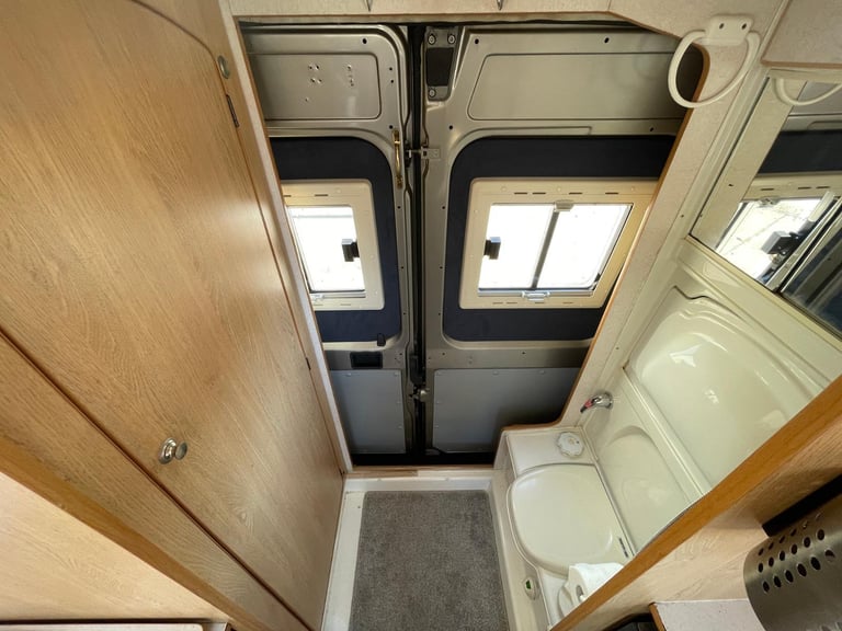 Fiat DUCATO 15 JTD MWB 2 BERTH I H TOP QUALITY MOTOR HOME