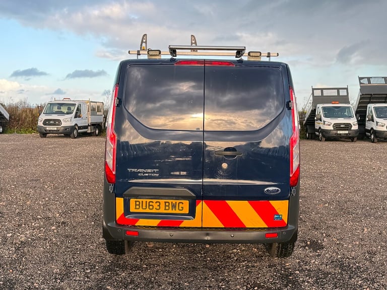 2013 Ford Transit Custom 2.2 TDCi 330 Trend Panel Van 5dr Diesel Manual L2 H1 (197 g/km, 123 bhp)...