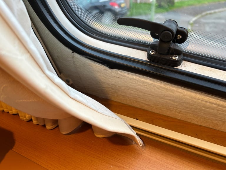 2007 BAILEY RANGER Series 5 550/6 (6 BERTH) Caravan