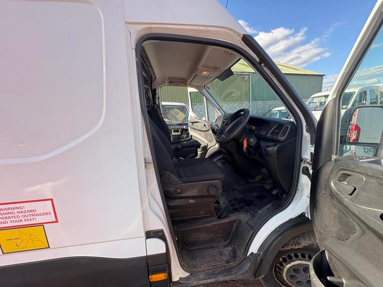 2015 Iveco Daily Daily 35S13 MWB Cherry Picker DIESEL Manual