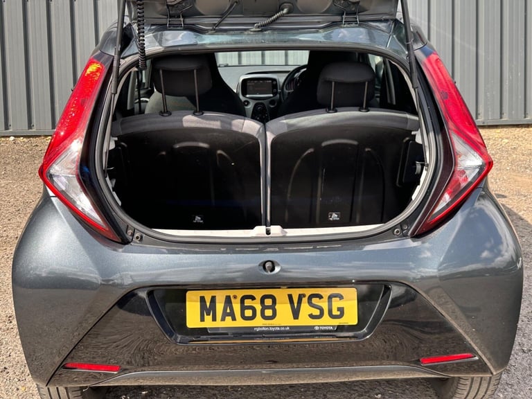 2018 Toyota AYGO 1.0 VVT-i x-play Hatchback 5dr Petrol Manual Euro 6 (71 ps) HATCHBACK Petrol Manual