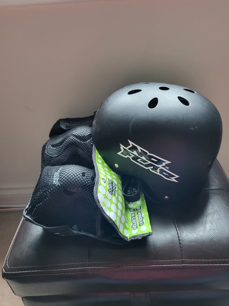 No Fear Skateboard helmet & protection pack