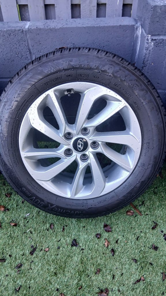 17" hyundai tucson alloy wheels 