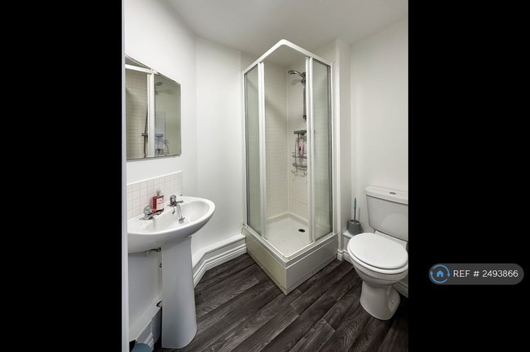 2 bedroom flat in Conyger Close, Great Oakley, Corby, NN18 (2 bed) (#2493866)