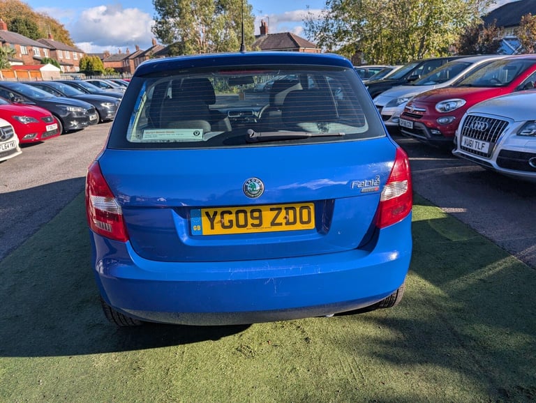 2009 Skoda Fabia 1.2 HTP 12V 2 5dr HATCHBACK Petrol Manual