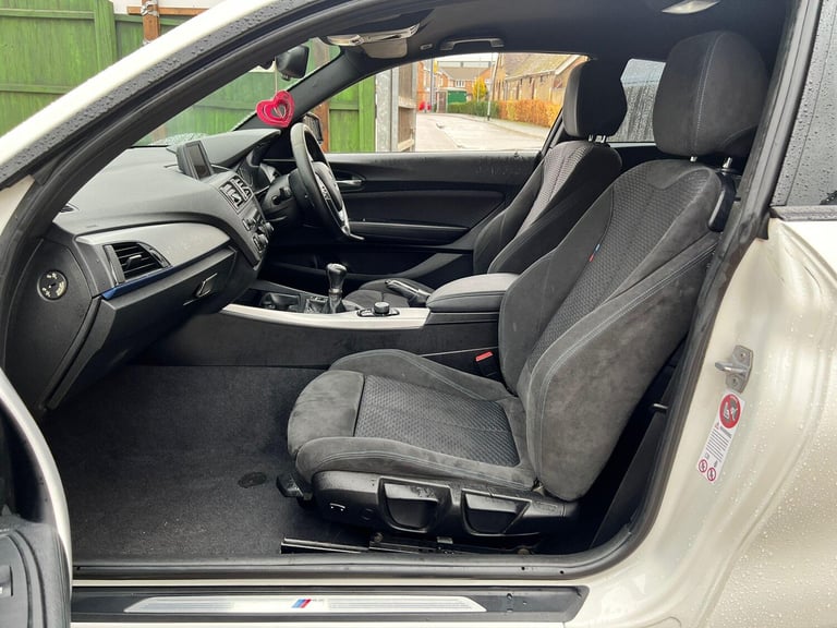 2013 BMW 1 Series 1.6 116i M Sport Euro 6 (s/s) 3dr HATCHBACK Petrol Manual