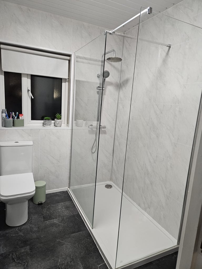 thermostatic shower Chrome