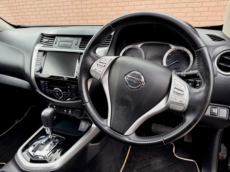 2020 Nissan Navara 2.3 dCi N-Guard Auto 4WD Euro 6 4dr PICK UP Diesel Automatic