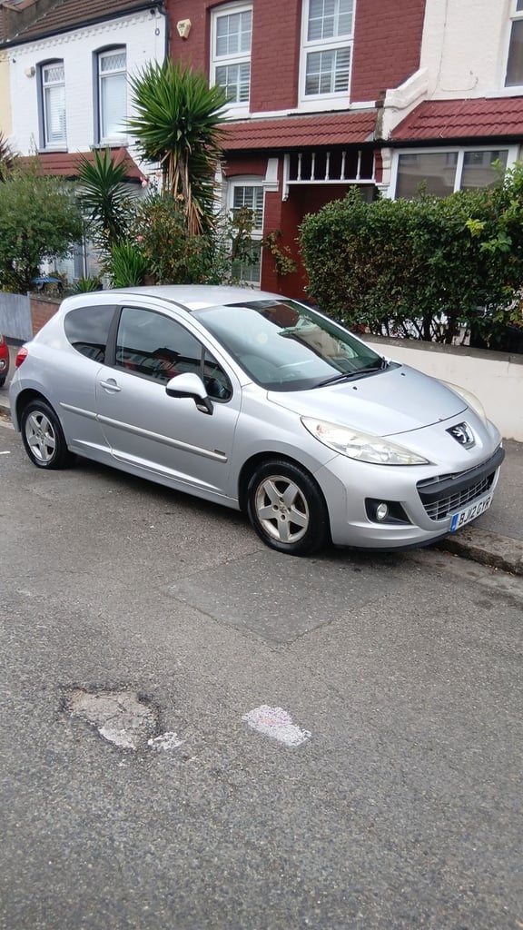Peugeot, 207, Hatchback, 2012, Manual, 1398 (cc), 3 doors