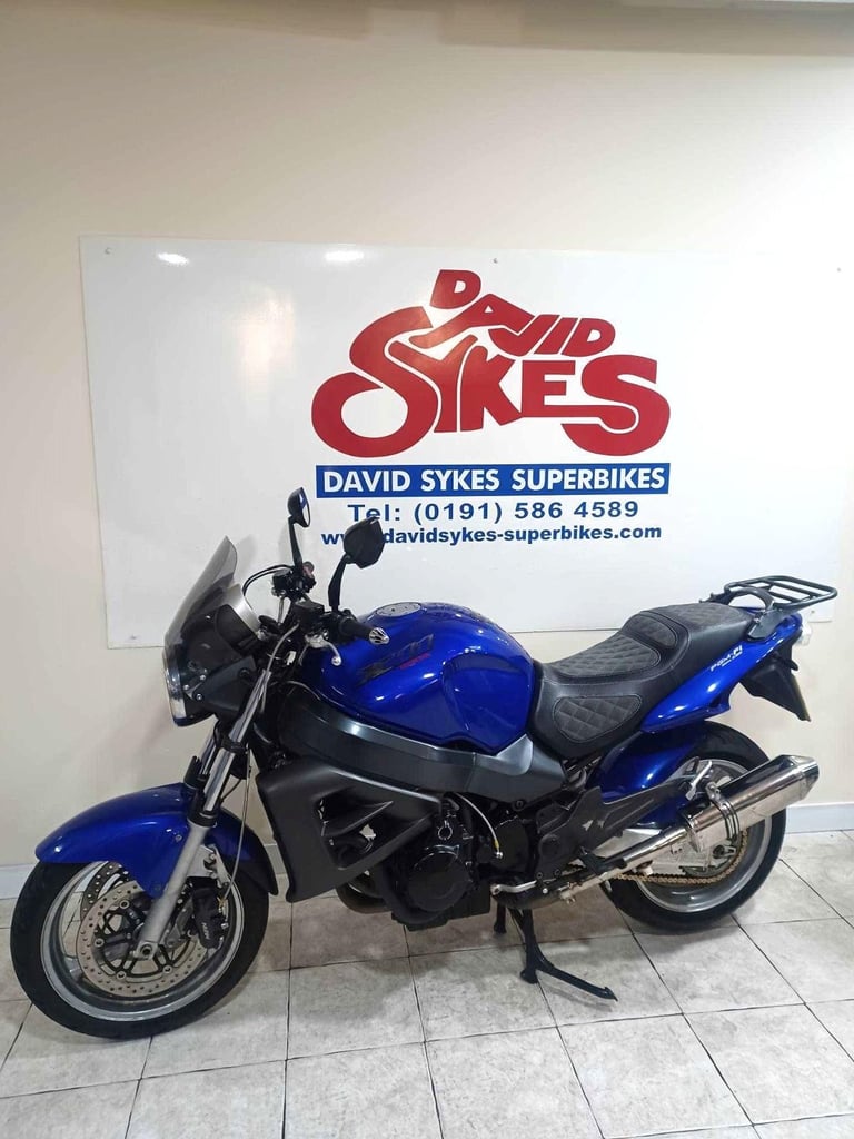 Honda CB1100 X11 RETRO MUSCLE 03-REG (PRIVATE PLATE) WITH EXTRAS £3899