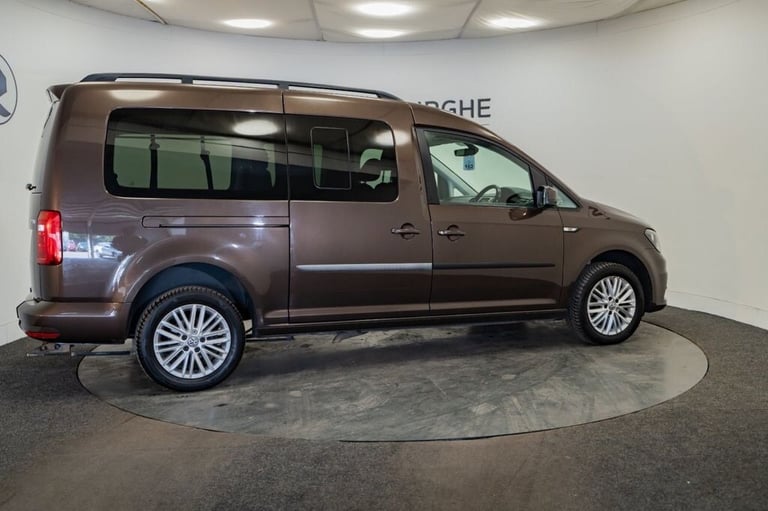 2018 68 VOLKSWAGEN CADDY MAXI 2.0 TDI C20 MAXI COMBI VAN 5DR DIESEL MANUAL FWD (