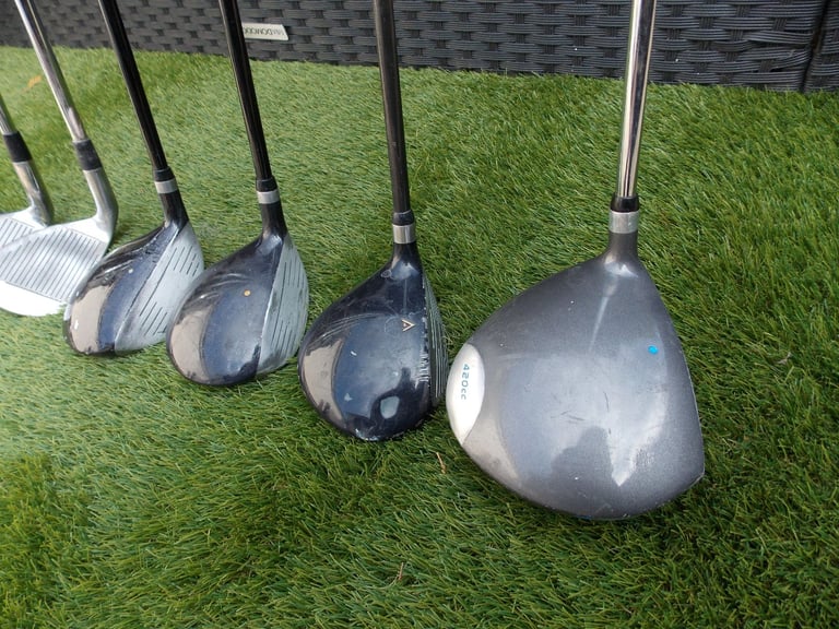 Mens Right Handed Slazenger Firesteel Golf Club Set + Bag, Balls and Tees