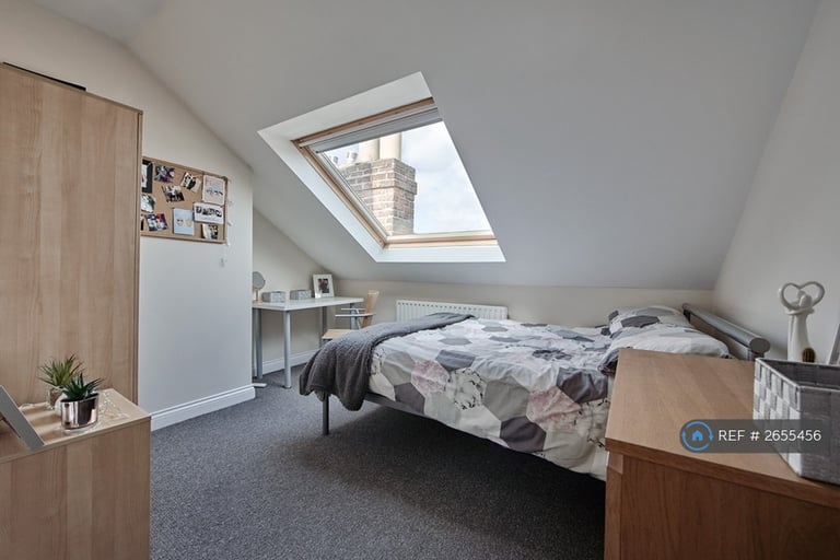 6 bedroom flat in Coniston Avenue, West Jesmond, Newcastle Upon Tyne, NE2 (6 bed) (#2655456)