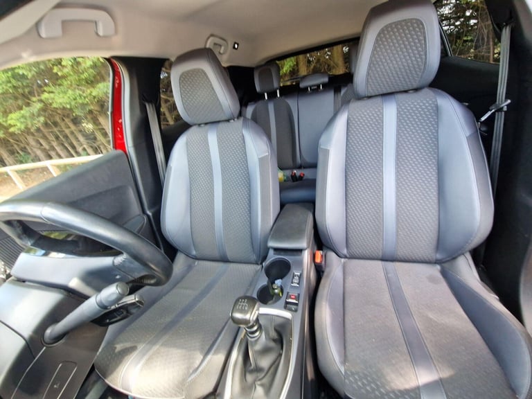 2020 Peugeot 2008 1.2 PureTech Allure Euro 6 (s/s) 5dr Petrol