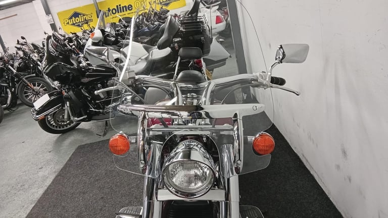 HONDA VTX1300 INTERSTATE ** MOT JUNE 2026 - LOW MILLAGE !! - PANNIERS ** 