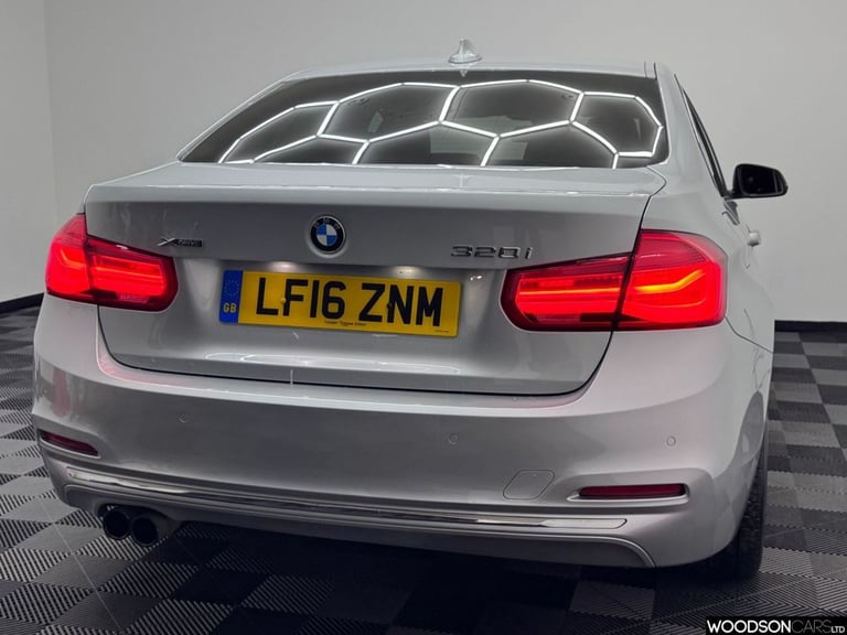 2016 BMW 3 Series 2.0 320i Luxury Saloon 4dr Petrol Auto xDrive Euro 6 (s/s) (184 ps) Saloon Petr...