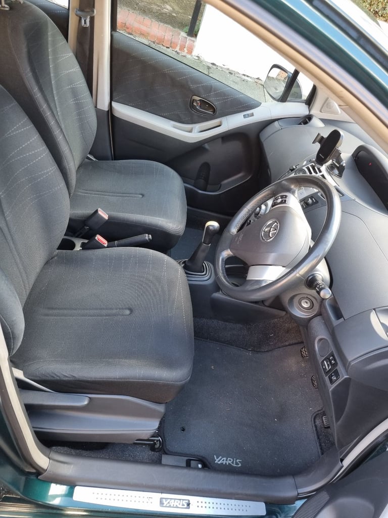 Toyota, YARIS, vvt1.3  T3 Hatchback, 2006, Manual, 1296 (cc), 5 doors, ULEZ compliant