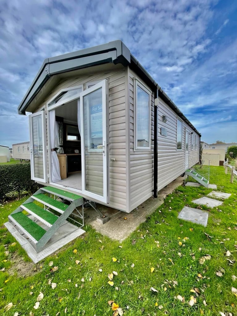 Seaside Luxury Caravan On South Coast CALL TOM W [Phone number removed]Finance Available 