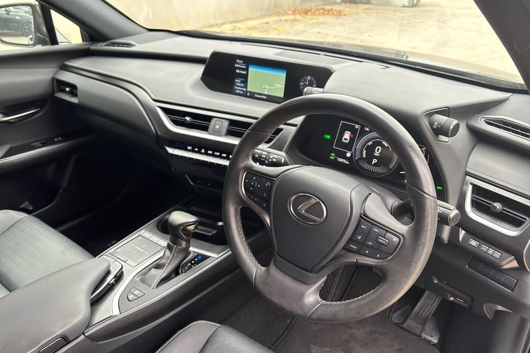 2022 Lexus UX 250h 2.0 5dr CVT [without Nav] ESTATE PETROL/ELECTRIC Automatic
