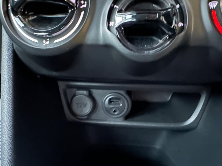 2016 Peugeot 208 1.2 PureTech Active Euro 6 5dr HATCHBACK Petrol Manual