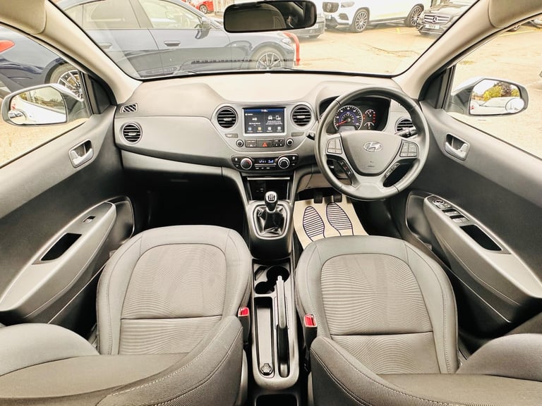 2019 Hyundai i10 1.0 Premium Euro 6 5dr HATCHBACK Petrol Manual