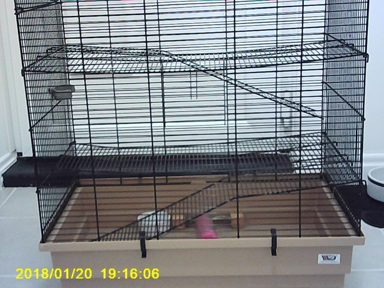 Small-pet Pet Cage + extras