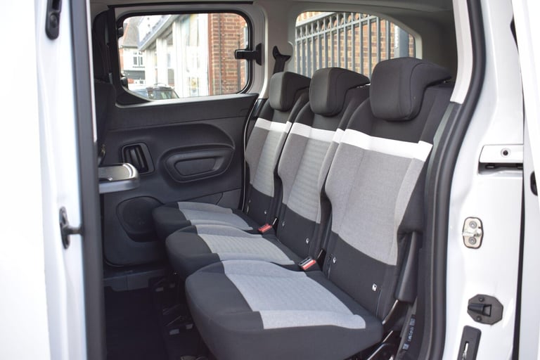 2023 Citroen Berlingo 50kWh Feel XL Auto 5dr (7.4kW Charger) MPV Electric Automatic