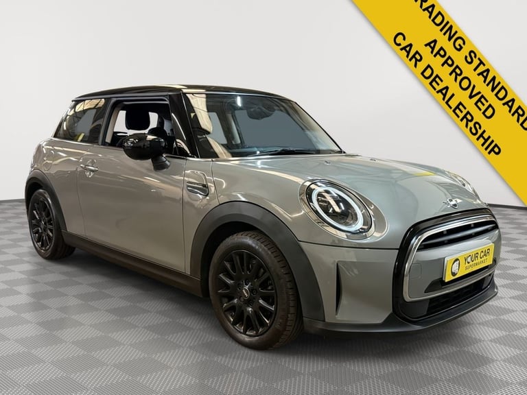 image for 2021 MINI Hatch 1.5 Cooper Classic Hatchback 3dr Petrol Steptronic Euro 6 (s/s) (136 ps) Hatchbac...