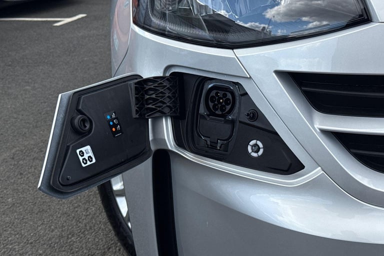 2025 Volkswagen Transporter 160kW 65kWh Commerce Pro Van Auto Van Automatic