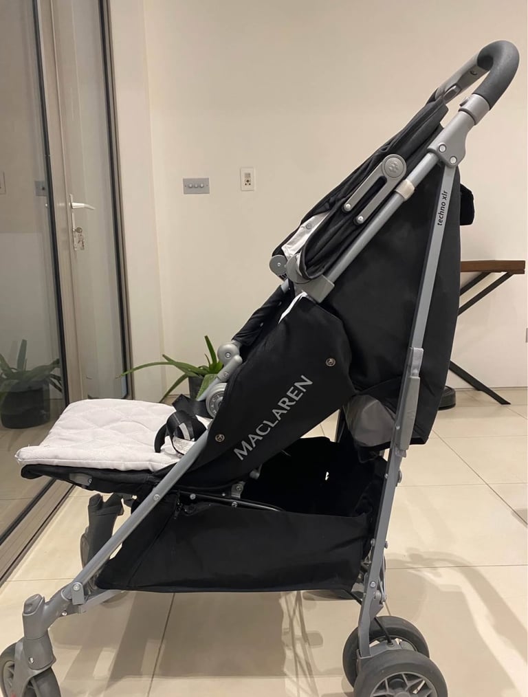 Maclaren Techno XLR push chair/pram/buggy for kids