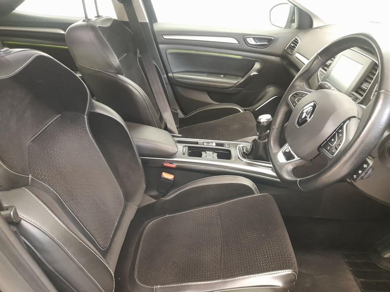 2017 Renault Megane 1.6 dCi Dynamique Nav Hatchback 5dr Diesel Manual Euro 6 (s/s) (130 ps) ++ HA...
